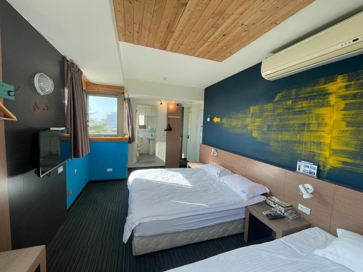 Breeze And Waves Hostel Jinning Екстер'єр фото