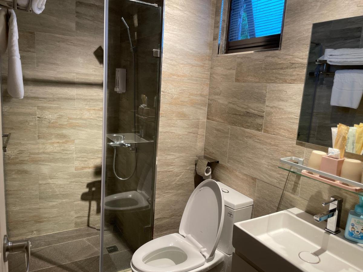 Breeze And Waves Hostel Jinning Екстер'єр фото