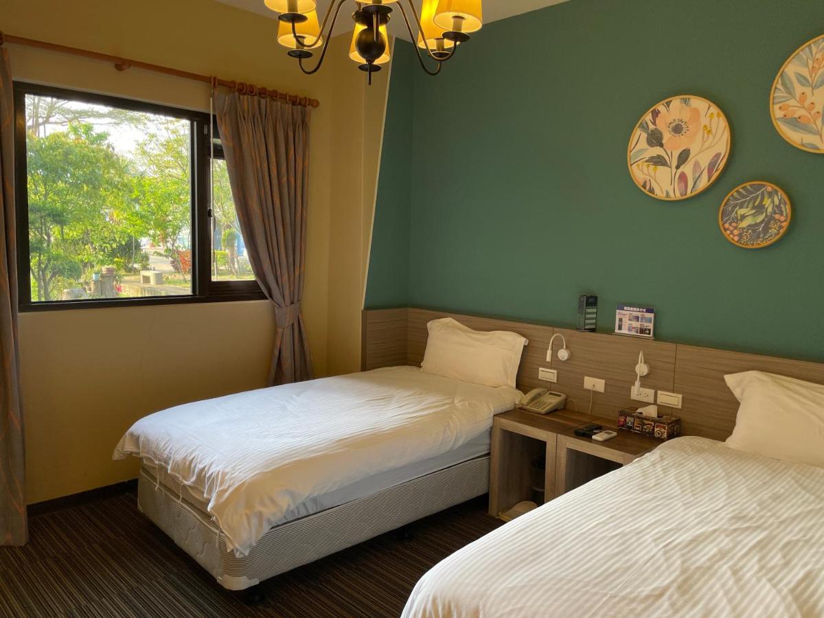 Breeze And Waves Hostel Jinning Екстер'єр фото